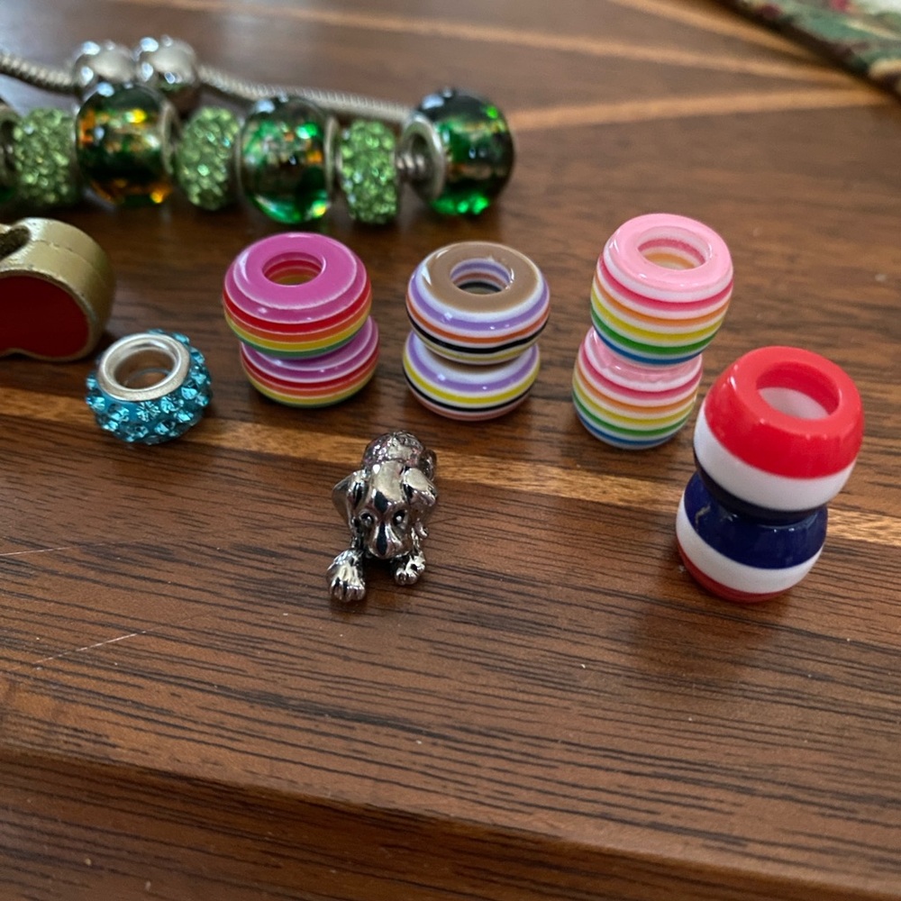 39 beads for crafting. (Not Pandora) - Picture 5 of 5